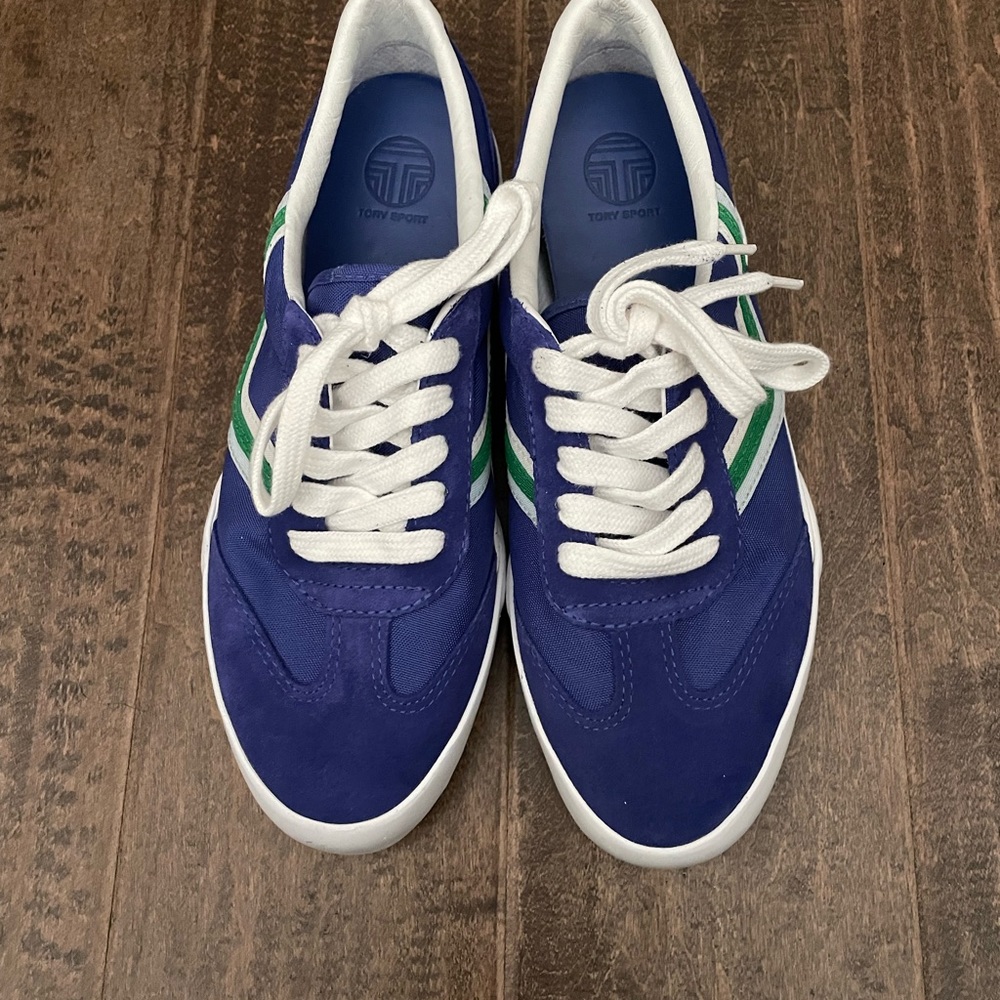 Tory Sport Chevron Stripe Suede and Nylon Sneaker. Size 8. New, no box.